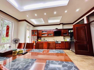 Chính chủ cho thuê căn hộ 2N1K tại phố chùa láng 1968
