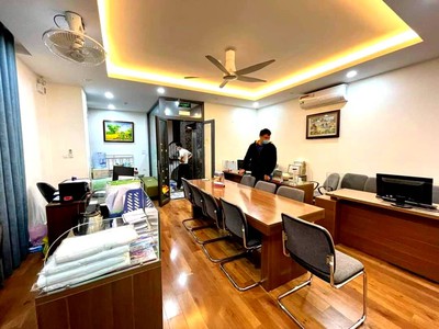 Chính chủ cho thuê căn hộ 2N1K tại phố chùa láng 1757