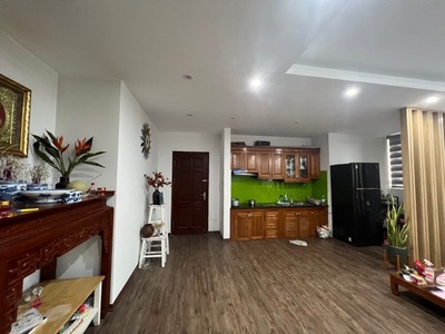 Chính chủ cho thuê căn hộ 2N1K tại phố chùa láng 1833