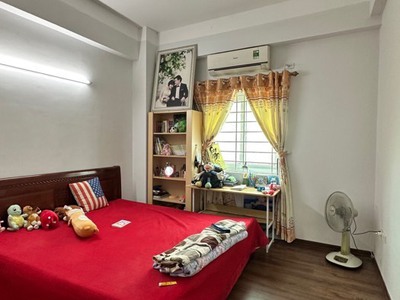 Chính chủ cho thuê căn hộ 2N1K tại phố chùa láng 1836