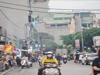 Chính chủ cho thuê căn hộ 2N1K tại phố chùa láng 1884