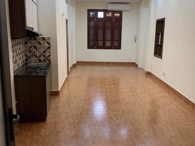 Chính chủ cho thuê căn hộ 2N1K tại phố chùa láng điện nước giá dân 461
