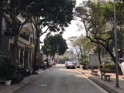 Chính chủ cho thuê căn hộ 2N1K tại phố chùa láng điện nước giá dân 435