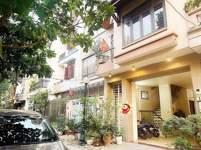 Chính chủ cho thuê căn hộ 2N1K tại phố chùa láng điện nước giá dân 150