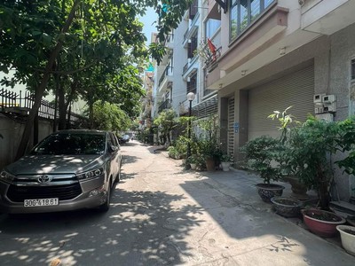 Chính chủ cho thuê căn hộ 2N1K tại phố chùa láng điện nước giá dân 154