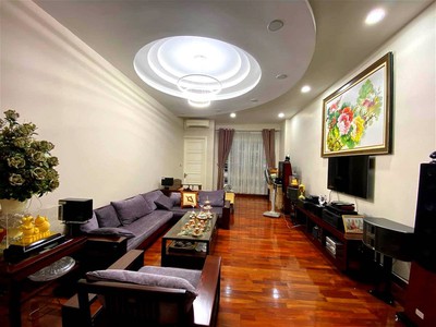 Chính chủ cho thuê căn hộ 2N1K tại phố chùa láng 2404