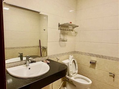Chính chủ cho thuê căn hộ 2N1K tại phố chùa láng 2217