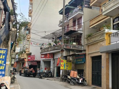 Chính chủ cho thuê căn hộ 2N1K tại phố chùa láng điện nước giá dân 253
