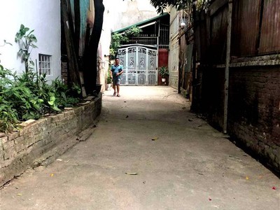 Chính chủ cho thuê căn hộ 2N1K tại phố chùa láng 2233
