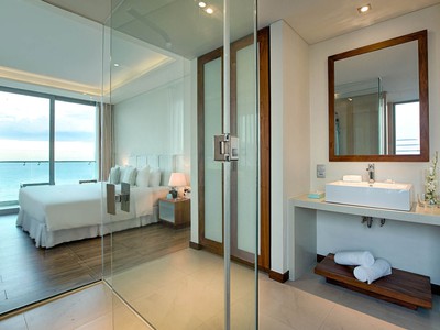 Cần tiền gấp CC bán căn hộ view biển hàng hiếm căn À La Cartel 2PN full nội thất tầng cao 3