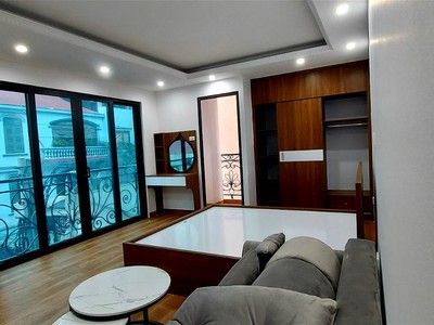 Chính chủ cho thuê căn hộ 2N1K tại phố chùa láng điện nước giá dân 1975