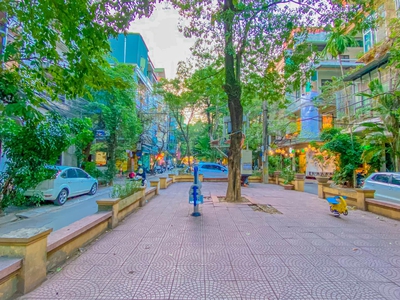 Chính chủ cho thuê căn hộ 2N1K tại phố chùa láng điện nước giá dân 916