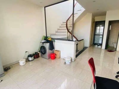 Chính chủ cho thuê căn hộ 2N1K tại phố chùa láng điện nước giá dân 1375