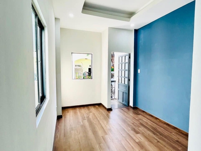 Chính chủ cho thuê căn hộ 2N1K tại phố chùa láng điện nước giá dân 1960