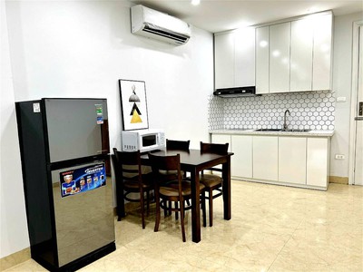 Chính chủ cho thuê căn hộ 2N1K tại phố chùa láng điện nước giá dân 1264