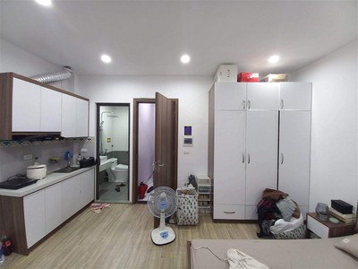 Chính chủ cho thuê căn hộ 2N1K tại phố chùa láng điện nước giá dân 1838