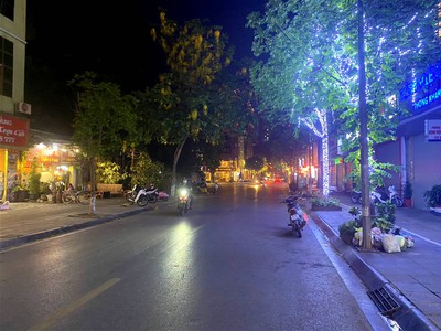 Chính chủ cho thuê căn hộ 2N1K tại phố chùa láng điện nước giá dân 653