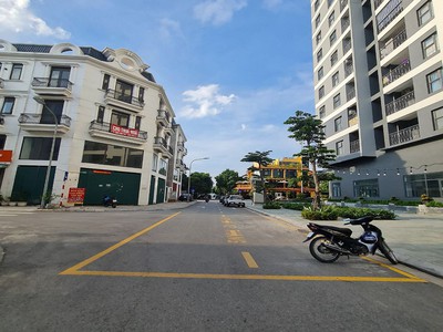 Chính chủ cho thuê căn hộ 2N1K tại phố chùa láng điện nước giá dân 1773