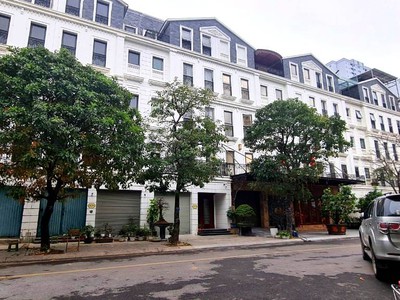Chính chủ cho thuê căn hộ 2N1K tại phố chùa láng điện nước giá dân 2136
