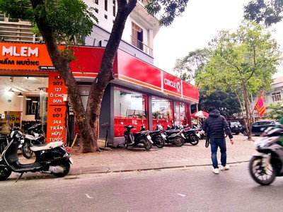 Chính chủ cho thuê căn hộ 2N1K tại phố chùa láng điện nước giá dân 986