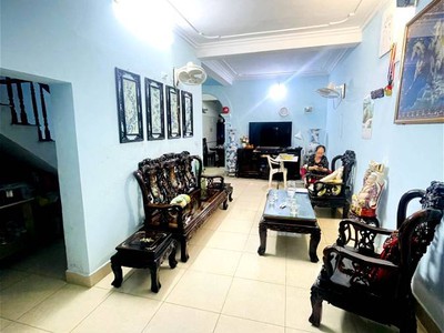 Chính chủ cho thuê căn hộ 2N1K tại phố chùa láng điện nước giá dân 1777