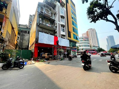 Chính chủ cho thuê căn hộ 2N1K tại phố chùa láng điện nước giá dân 2012
