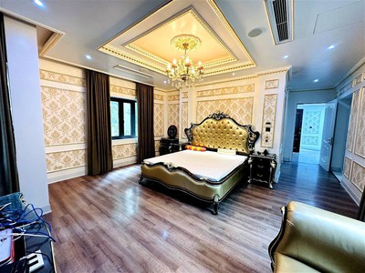 Chính chủ cho thuê căn hộ 2N1K tại phố chùa láng điện nước giá dân 2093