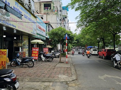 Chính chủ cho thuê căn hộ 2N1K tại phố chùa láng điện nước giá dân 672
