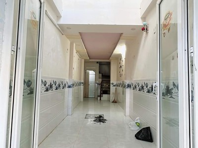 Chính chủ cho thuê căn hộ 2N1K tại phố chùa láng điện nước giá dân 1638