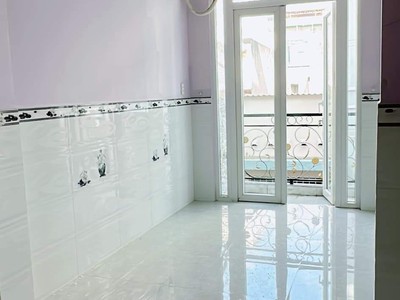 Chính chủ cho thuê căn hộ 2N1K tại phố chùa láng điện nước giá dân 1634