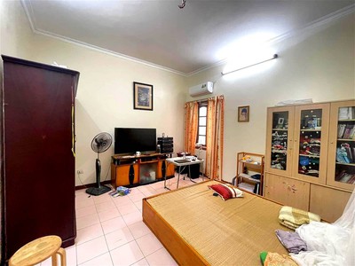 Chính chủ cho thuê căn hộ 2N1K tại phố chùa láng điện nước giá dân 1320