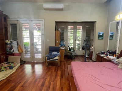 Chính chủ cho thuê căn hộ 2N1K tại phố chùa láng điện nước giá dân 1892