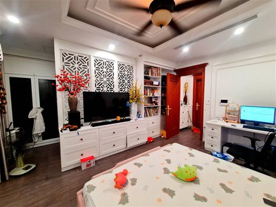 Chính chủ cho thuê căn hộ 2N1K tại phố chùa láng điện nước giá dân 2197