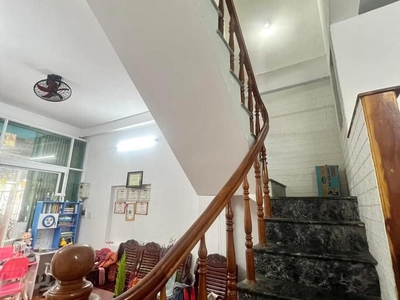 Chính chủ cho thuê căn hộ 2N1K tại phố chùa láng điện nước giá dân 2777