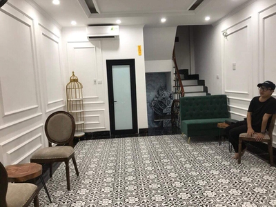 Chính chủ cho thuê căn hộ 2N1K tại phố chùa láng điện nước giá dân 2702