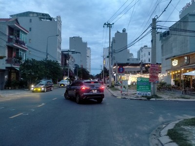 Chính chủ cho thuê căn hộ 2N1K tại phố chùa láng điện nước giá dân 2708