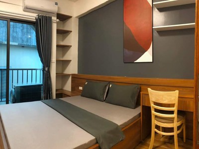 Chính chủ cho thuê căn hộ 2N1K tại phố chùa láng điện nước giá dân 2795