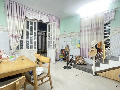 Chính chủ cho thuê căn hộ 2N1K tại phố chùa láng điện nước giá dân 2245