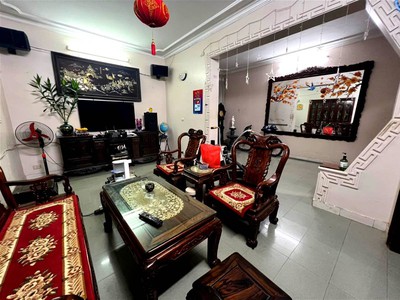 Chính chủ cho thuê căn hộ 2N1K tại phố chùa láng điện nước giá dân 2605