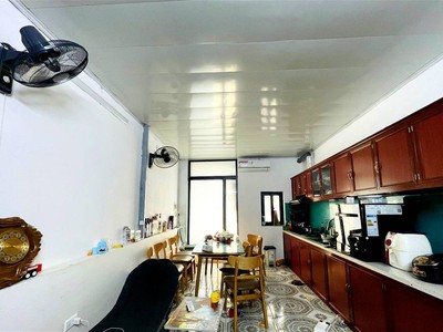 Chính chủ cho thuê căn hộ 2N1K tại phố chùa láng điện nước giá dân 2465