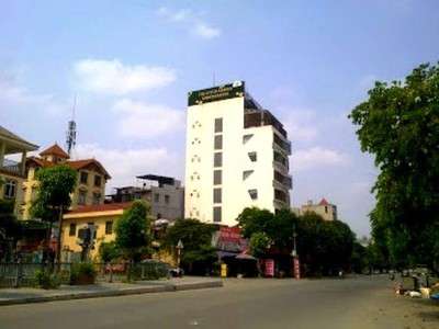 Chính chủ cho thuê căn hộ 2N1K tại phố chùa láng điện nước giá dân 2255
