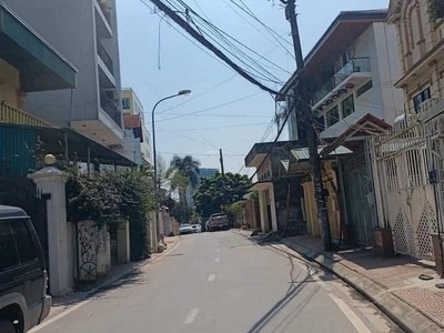 Chính chủ cho thuê căn hộ 2N1K tại phố chùa láng điện nước giá dân 2227