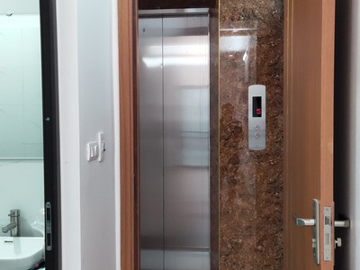 Bán nhà mặt ngõ phố Vĩnh Phúc dt 51m2 x 7 t thang máy 3 mặt thoáng giá 6,7 tỷ 6
