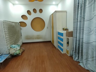 Chính chủ cho thuê căn hộ 2N1K tại phố chùa láng điện nước giá dân 3199