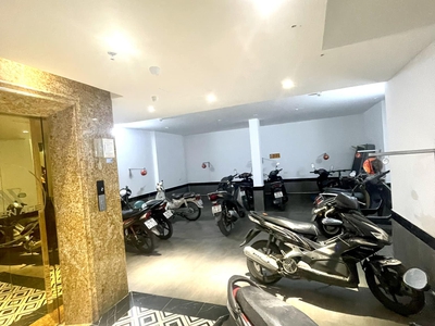 A nhà 21tỷ phố quan nhân lô góc 3 thoáng,ôtô đỗ cửa,21p khép kín,dòng tiền 1.7tỷ năm,full 3