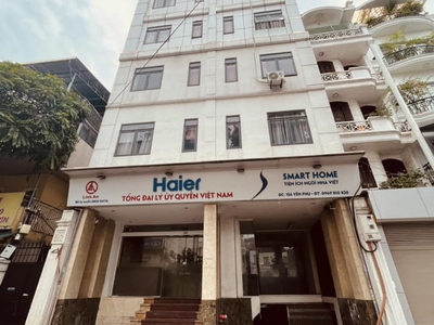 Mặt Phố Yên Hoa 180M2 8 Tầng 1 Hầm Mặt Tiền 10M -75 Tỷ - View Hồ Tây 0