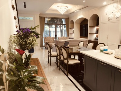 Liền kề Việt Hưng 120 m2  Full nội thất  CC 1