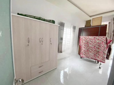 Cho thuê nhà nguyên căn 2 tầng đặng lộ -vĩnh hải  vị trí: hẻm thông 4m thông ra dương văn nga dân 3