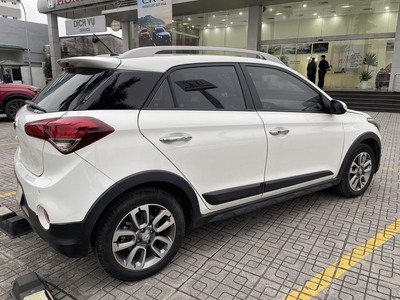 Chính chủ bán xe Hyundai i20 active 2017 trắng còn mới - Giá : 410 triệu. 0