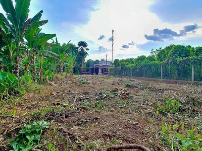 Hot  bán gấp nền biệt thự view sông - đầu đường hàng gòn, kv thạnh phú 0